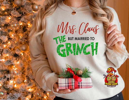 Mrs Claus but Married to the Grinch